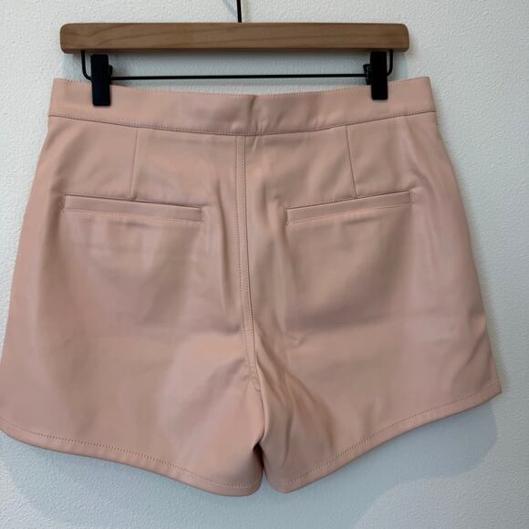 Hudson Jeans Blush Pink Front Yoke Vegan Leather Pleated Shorts NEW Size 27 - Picture 6 of 10